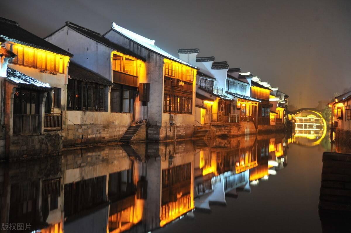 如何维持长期的恋爱关系?-专业问答网 首页